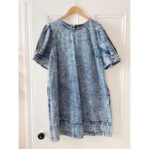 Who What Wear denim dress size XL. Like- new condition.